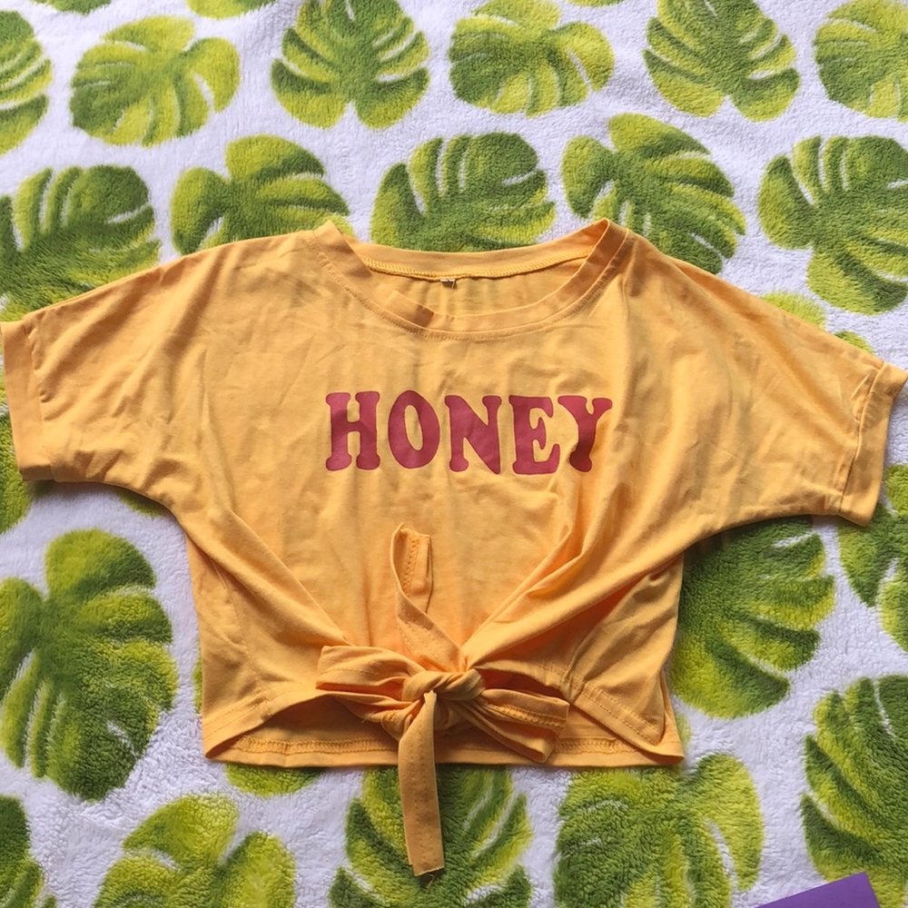 cropped honey shirt